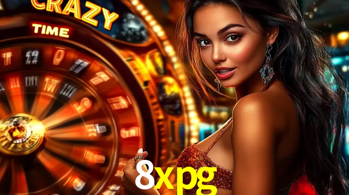 Mulher ao lado da roda de prêmios do jogo de cassino ao vivo Crazy Time, um dos shows de jogos mais emocionantes oferecidos pela plataforma de apostas 8xpg.